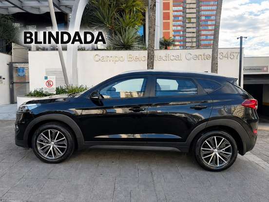 HYUNDAI-TUCSON-2017