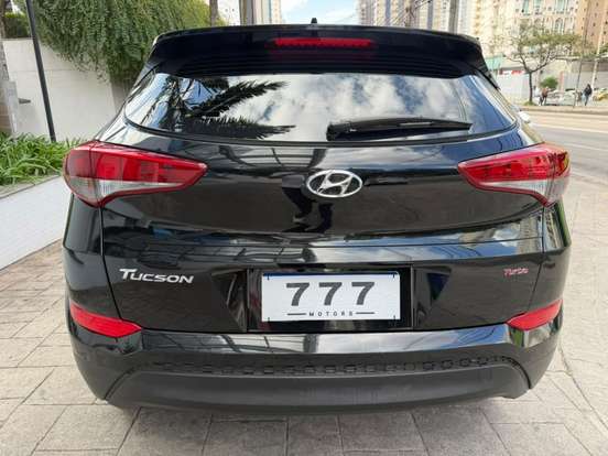 HYUNDAI-TUCSON-2017