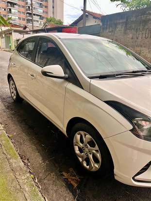HYUNDAI-HB20-2021