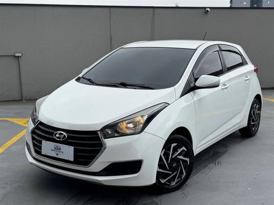 HYUNDAI HB20 1.6 COMFORT PLUS 16V FLEX 4P AUTOMÁTICO