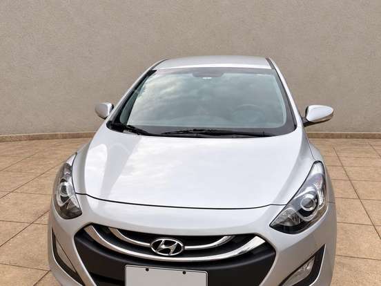 HYUNDAI-I30-1.8 MPI 16V GASOLINA 4P AUTOMATICO HYUNDAI-I30-2014