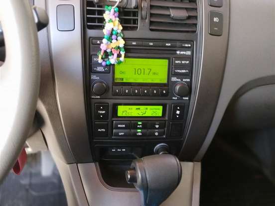 HYUNDAI-TUCSON-2.0 MPFI GLS 16V 143CV 2WD GASOLINA 4P AUTOMÁTICO HYUNDAI-TUCSON-2011