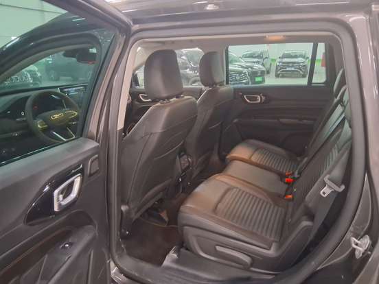 JEEP-COMMANDER-2024