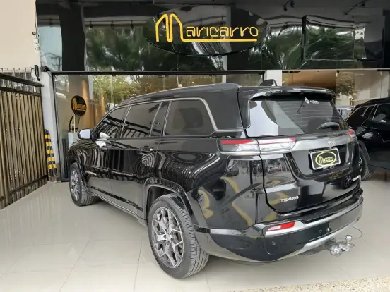 JEEP-COMMANDER-2023