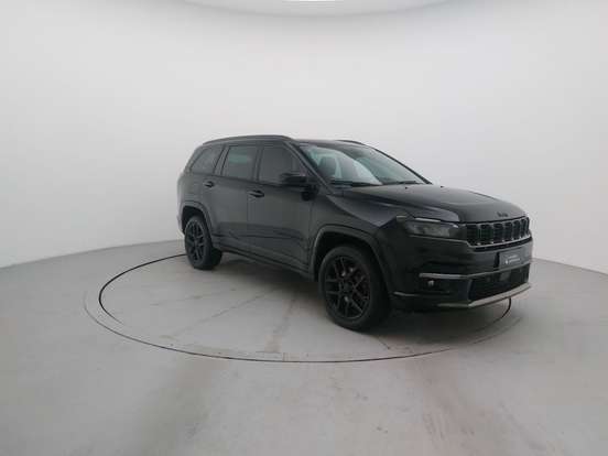 JEEP-COMMANDER-2024