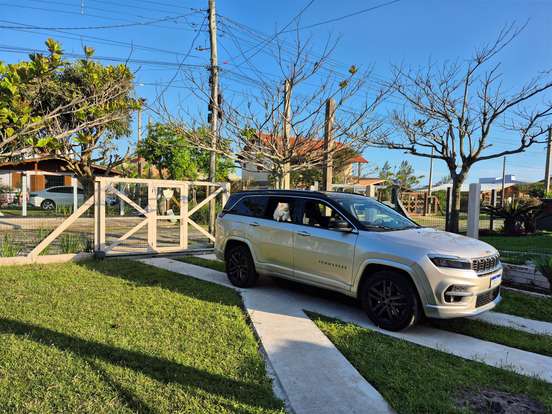 JEEP-COMMANDER-2.0 HURRICANE 4 TURBO GASOLINA OVERLAND AT9 JEEP-COMMANDER-2024