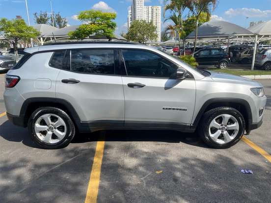 JEEP-COMPASS-2.0 16V FLEX SPORT AUTOMÁTICO JEEP-COMPASS-2016