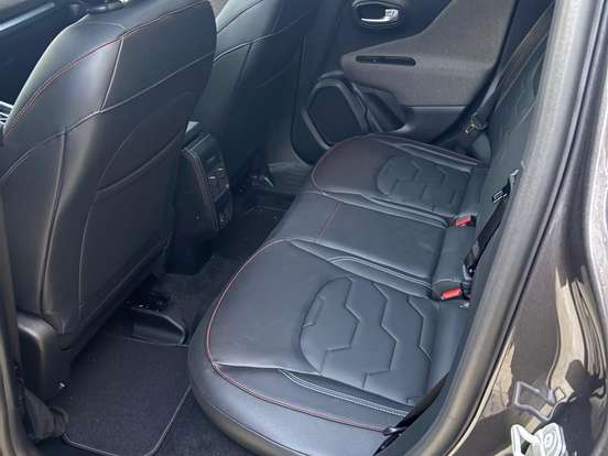 JEEP-RENEGADE-1.3 T270 TURBO MHEV SAHARA AT6 JEEP-RENEGADE-2026