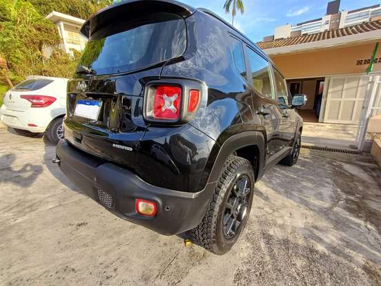 JEEP-RENEGADE-2021