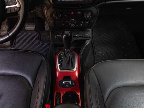 JEEP-RENEGADE-2.0 16V TURBO DIESEL TRAILHAWK 4P 4X4 AUTOMÁTICO JEEP-RENEGADE-2019