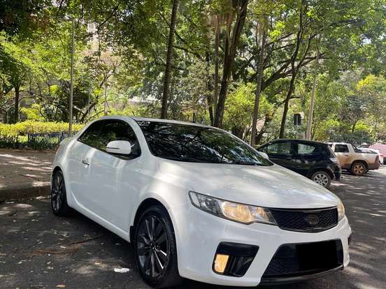 KIA-CERATO-2.0 KOUP 16V GASOLINA 2P AUTOMÁTICO KIA-CERATO-2011