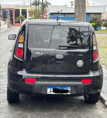 KIA-SOUL-2010