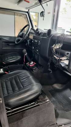 LAND ROVER-DEFENDER-2009