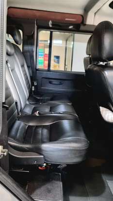 LAND ROVER-DEFENDER-2009