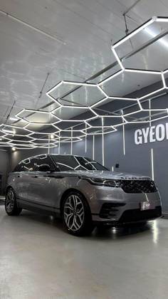 LAND ROVER RANGE ROVER VELAR 2.0 P300 GASOLINA R-DYNAMIC SE AUTOMÁTICO