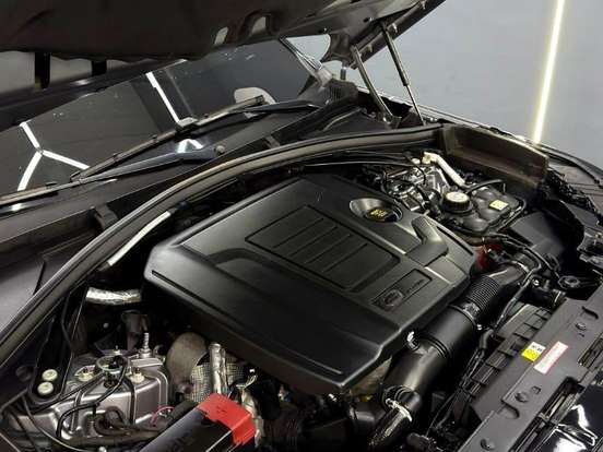 LAND ROVER-RANGE ROVER VELAR-2.0 P300 GASOLINA R-DYNAMIC SE AUTOMÁTICO LAND ROVER-RANGE ROVER VELAR-2020