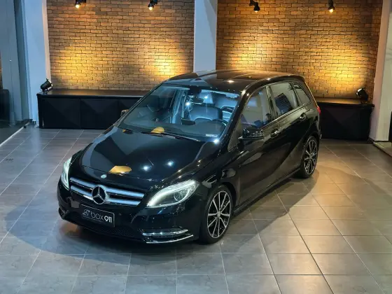 MERCEDES-BENZ B 200 1.6 SPORT TURBO GASOLINA 4P AUTOMÁTICO