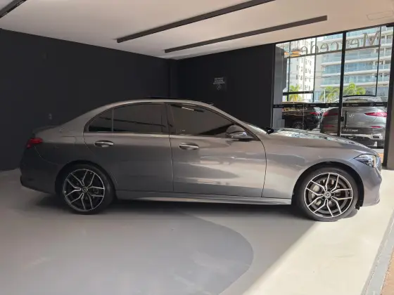 MERCEDES-BENZ C 300 2.0 EQ BOOST HÍBRIDO AMG LINE 9G-TRONIC
