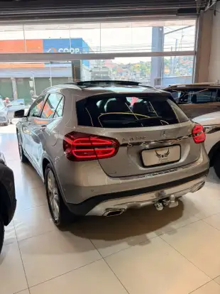 MERCEDES-BENZ-GLA 200-2014