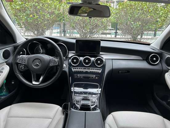 MERCEDES-BENZ-C 180-2017