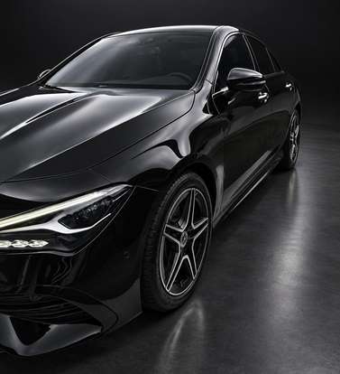 MERCEDES-BENZ-CLA 200-2024