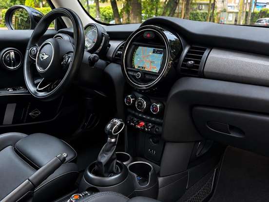 MINI-COOPER-1.5 12V TURBO GASOLINA TOP 2P AUTOMÁTICO MINI-COOPER-2017