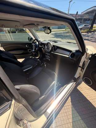 MINI-COOPER-2009
