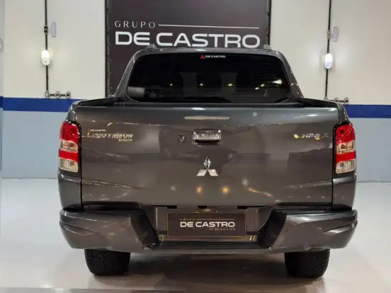 MITSUBISHI-L200 TRITON-2.4 16V TURBO DIESEL SPORT HPE-S CD 4P 4X4 AUTOMÁTICO MITSUBISHI-L200 TRITON-2020