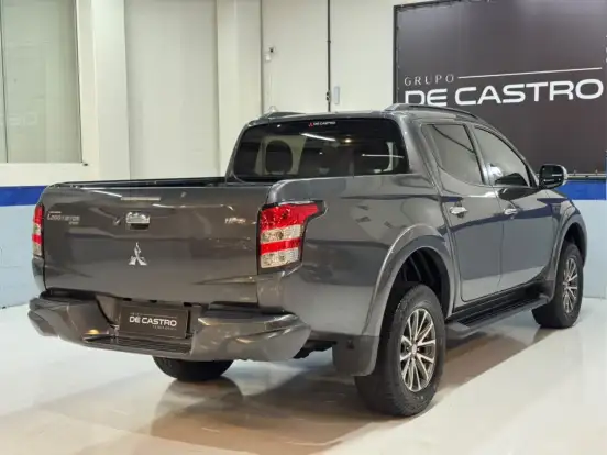 MITSUBISHI-L200 TRITON-2.4 16V TURBO DIESEL SPORT HPE-S CD 4P 4X4 AUTOMÁTICO MITSUBISHI-L200 TRITON-2020