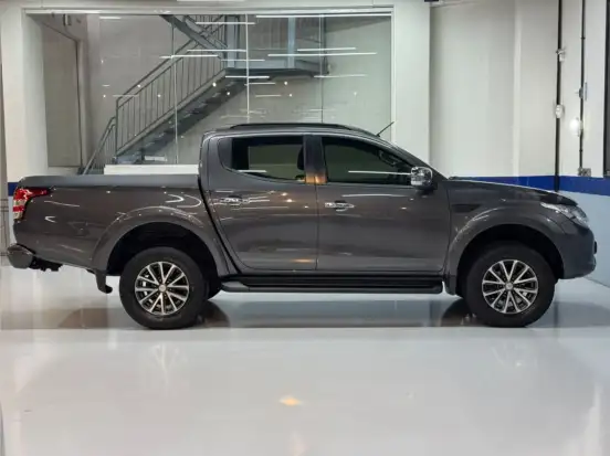 MITSUBISHI-L200 TRITON-2020