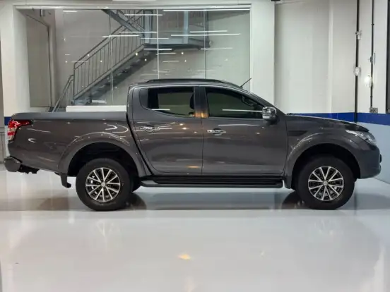 MITSUBISHI-L200 TRITON-2.4 16V TURBO DIESEL SPORT HPE-S CD 4P 4X4 AUTOMÁTICO MITSUBISHI-L200 TRITON-2020