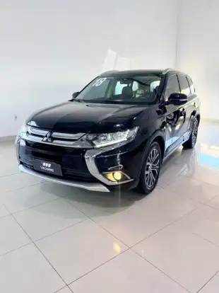 MITSUBISHI-OUTLANDER-2017
