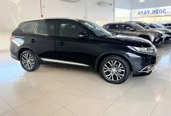 MITSUBISHI-OUTLANDER-2017