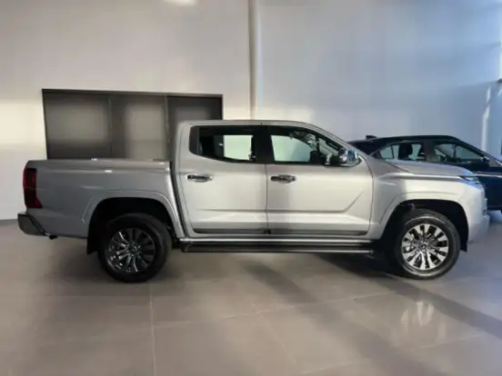 MITSUBISHI-TRITON-2.4 BITURBO DIESEL CD HPE 4X4 AUTOMÁTICO MITSUBISHI-TRITON-2026