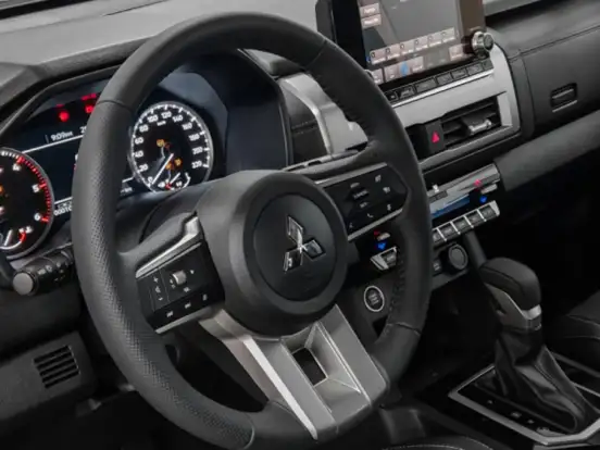 MITSUBISHI-TRITON-2.4 BITURBO DIESEL CD HPE-S 4X4 AUTOMÁTICO MITSUBISHI-TRITON-2026