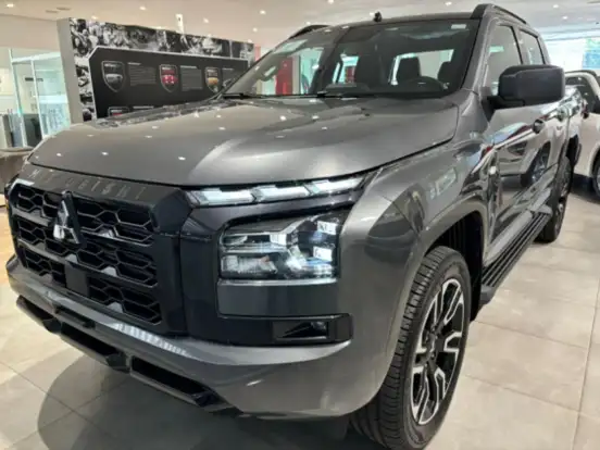 MITSUBISHI-TRITON-2.4 BITURBO DIESEL CD TARMAC 4X2 AUTOMÁTICO MITSUBISHI-TRITON-2026