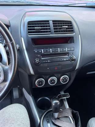 MITSUBISHI-ASX-2011