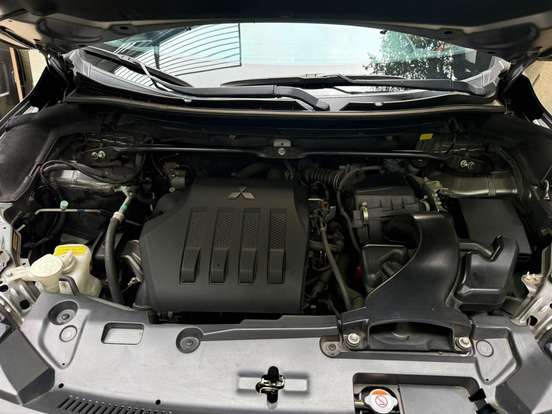 MITSUBISHI-ECLIPSE CROSS-1.5 MIVEC TURBO GASOLINA HPE-S AWD CVT MITSUBISHI-ECLIPSE CROSS-2019