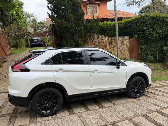 MITSUBISHI-ECLIPSE CROSS-1.5 MIVEC TURBO GASOLINA RUSH CVT MITSUBISHI-ECLIPSE CROSS-2024