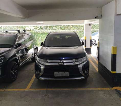 MITSUBISHI-OUTLANDER-2016