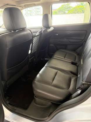 MITSUBISHI-OUTLANDER-2016