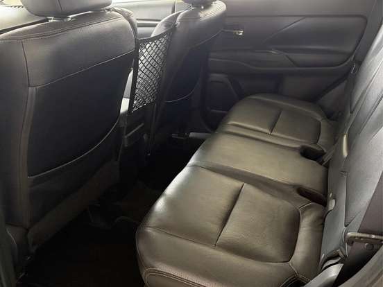MITSUBISHI-OUTLANDER-2.0 16V GASOLINA 4P AUTOMÁTICO MITSUBISHI-OUTLANDER-2016