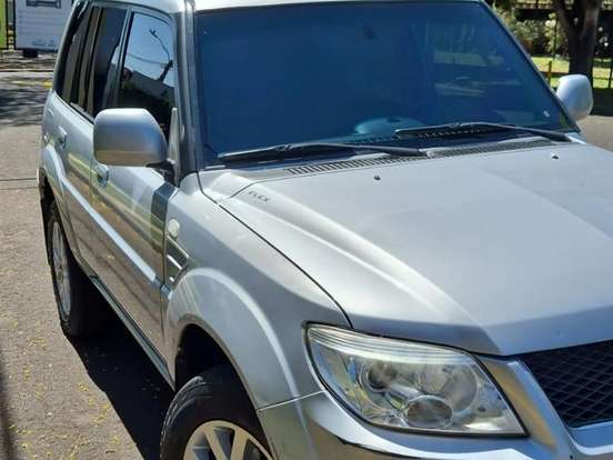MITSUBISHI-PAJERO-2.5 HD 4X4 8V TURBO INTERCOOLER DIESEL 4P MANUAL MITSUBISHI-PAJERO-2010