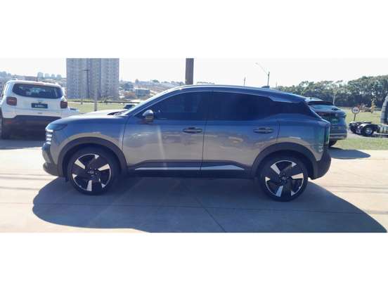 NISSAN-KICKS-2025