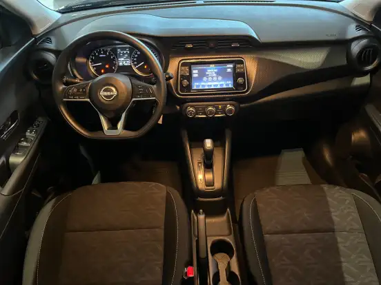 NISSAN-KICKS PLAY-2025