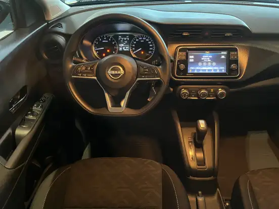 NISSAN-KICKS PLAY-2025