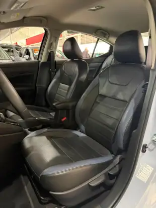 NISSAN-VERSA-2024