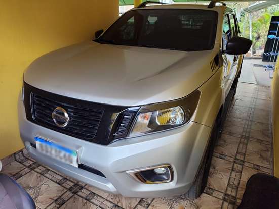 NISSAN-FRONTIER-2020