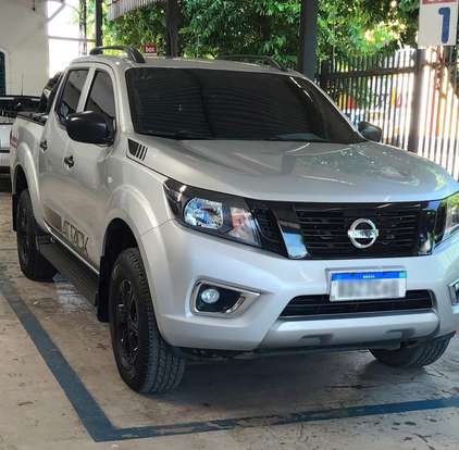 NISSAN-FRONTIER-2020