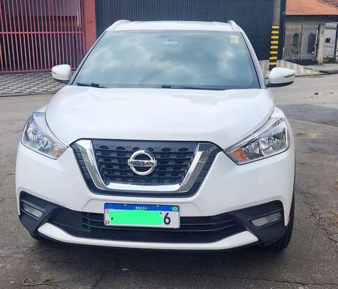 NISSAN-KICKS-2020